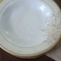 بشقاب غذاخوری