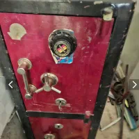 فروش اسپلیت،گاوصندوق،نیمکت