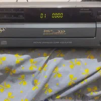 دستگاه پخش کننده ی DVD