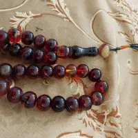 جواهر زیبای سندلوس با بوی خوب تند