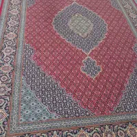 دو عدد فرش ۶ متری