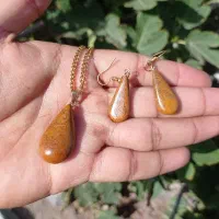آویز و گوشواره سنگ چاسپر