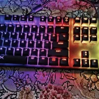 کیبورد هایپر ایکس Alloy Origins