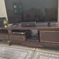 میز تلویزیون سلطنتی