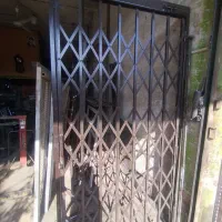 درب و پنجره و حفاظ آکاردئونی|مصالح و تجهیزات ساختمان|ملایر, |دیوار