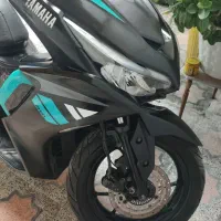 ایروکس ۱۸۰ سی سی مشکی مدل ۴۰۱