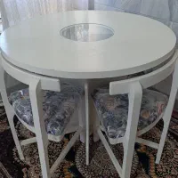 میز ناهار خوری گرد