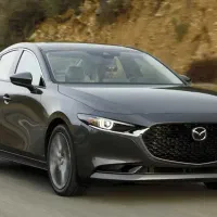 مزدا 3 ، رنگ مشکی، مدل2025