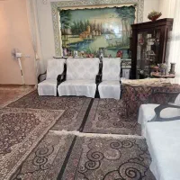 دو طبقه ویلای  حیاط دار. سند دار