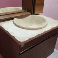 روشویی سنگی در حد نو با اینه|لوازم سرویس بهداشتی|بروجرد, |دیوار