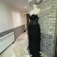 پیراهن مجلسی|لباس|تهران, حکمت|دیوار