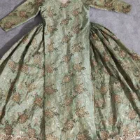 لباس ها نو و تمیز|لباس|دهدشت, |دیوار