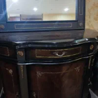 آیینه وکنسول
