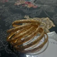 النگونونونو|جواهرات|بروجرد, |دیوار