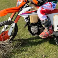 برمودا ybاندرو ۲۵۰