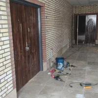 نصاب حرفه ای درب چوبی|خدمات پیشه و مهارت|پرند, فاز ۵|دیوار