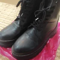 بوت تمیز سایز 38