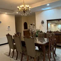 میزناهارخوری،لوستر،اباژور،ویترینی