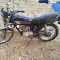 موتور سیکلت مدل 82