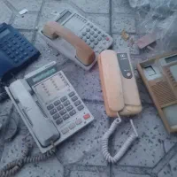 تعداد۷عددتلفن ثابت روی هم میدم پول یکیشومیگیرم