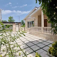 ویلا نوساز نما سنگ ۲کیلومتری ساحل زیباکنار