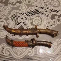 ۲ عدد خنجر تزیینی