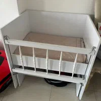 تخت لالایی دار کودک