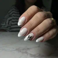 آموزش و خدمات تخصصی کاشت ناخن(رفع اشکال نامحدود)