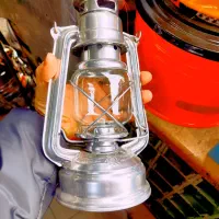 فانوس نفتی . قابل استفاده . نو