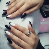 مانکن برای کاشت و ترمیم ناخن