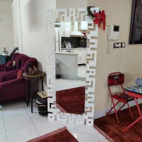 فروش آینه  ایستاده زیبا و در حد نو