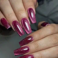 کاشت ناخن فقط ۲۰۰