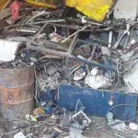 خرید انواع آهن آلات ضایعاتی مرکزی