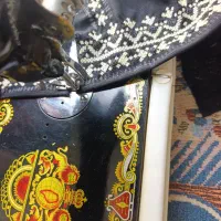 چرخ قدیمی با دینام|چرخ خیاطی و ریسندگی|قصرقند, |دیوار