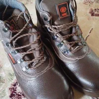 کفش ایمنی سایز ۴۳|کیف، کفش، کمربند|سبزوار, امام خمینی (ناوی)|دیوار