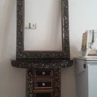 آینه و میز