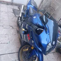 سوزوکی ۱۰۰۰gsxدرحدمعاوضه باخودرو