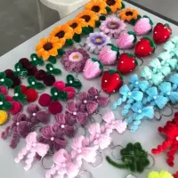 جا کلیدی و آویز موبایل و چارم بگ ها