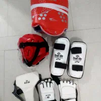 تجهیزات تکواندو مناسب ۱۶ سال به بالا