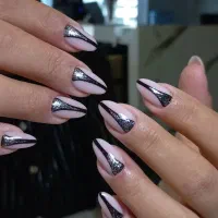 بمب تخفیف کاشت ناخن حتی در روزهای تعطیل نوروز