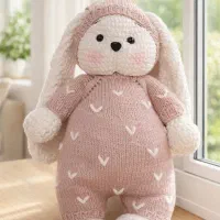 عروسک خرگوش مخملی بافتنی
