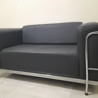 مبل کلاسیک تمام‌چرم