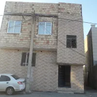 خانه-ویلایی-دو-نیم-طبقه