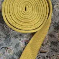 کمربند تکواندو رنگ زرد