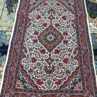 فرش دست باف