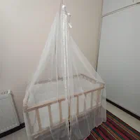 گهواره و تخت کنار مادر چوبی نو|تخت و سرویس خواب|اصفهان, عسگریه|دیوار