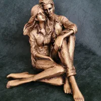 فروش مجسمه کریستال، چینی و پلی استر|مجسمه، تندیس، ماکت|کرج, اصفهانیها|دیوار