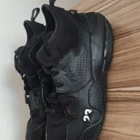 کفش والیبال و بسکتبال اورجینال جردن سایز ۴۰