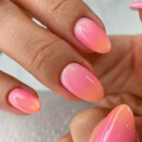 دستیار ناخن