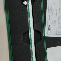 یک دستگاه کولیس دیجیتال